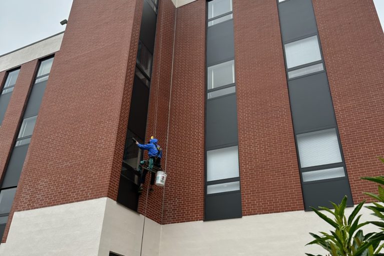 Precast Concrete Cleaning
